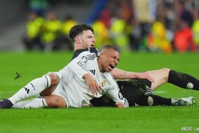 华体会官网-AC米兰轻取巴黎圣日耳曼,姆巴佩乌龙送礼西甲