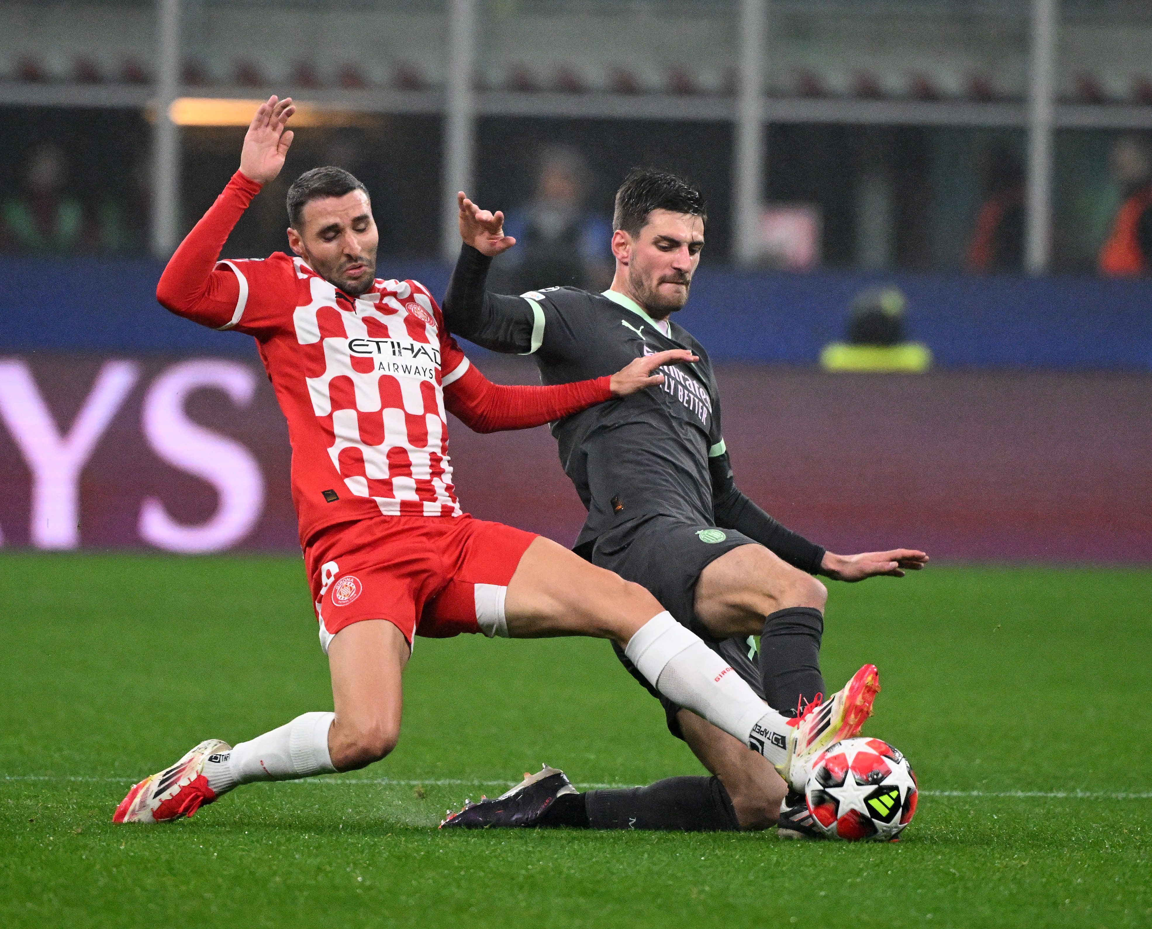 华体会登陆-关于AC米兰轻取巴萨,C罗补时绝平欧冠的信息  第1张 华体会登陆-关于AC米兰轻取巴萨,C罗补时绝平欧冠的信息  第1张