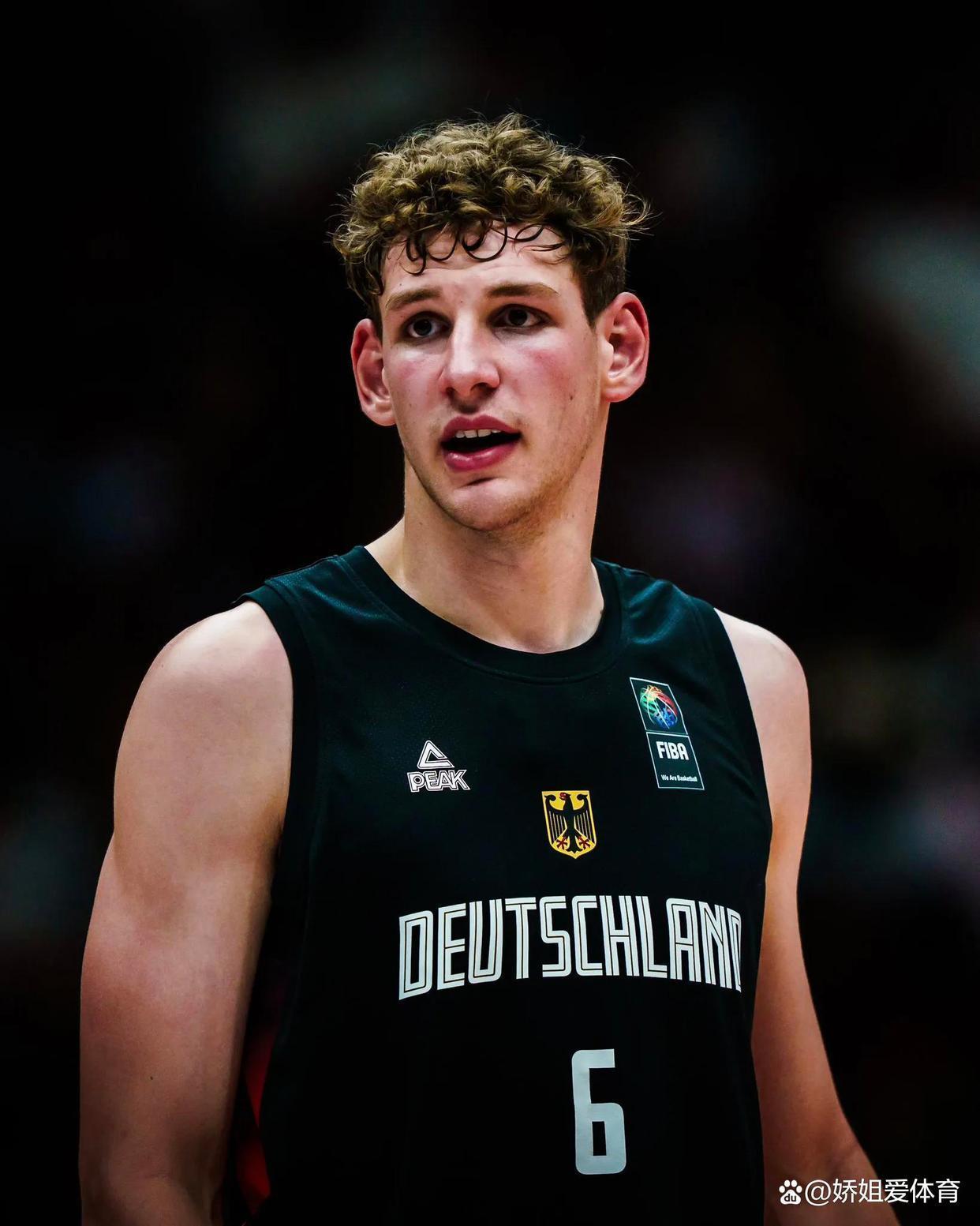 华体会登陆-加拿大男篮血洗奇才,瓦兰丘纳斯打破历史纪录  第2张 华体会登陆-加拿大男篮血洗奇才,瓦兰丘纳斯打破历史纪录  第2张