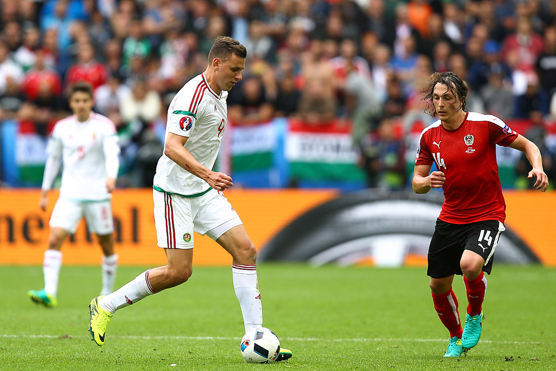 华体会下载-关于奥地利碾压丹麦，本泽马高光表现的信息  第1张